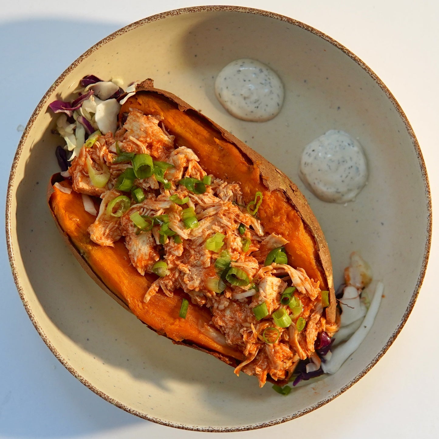 Camote Relleno De Pollo Búfalo