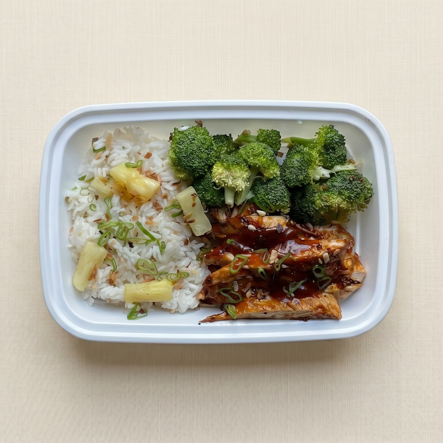 Pollo BBQ Hawaiano con Arroz con Coco